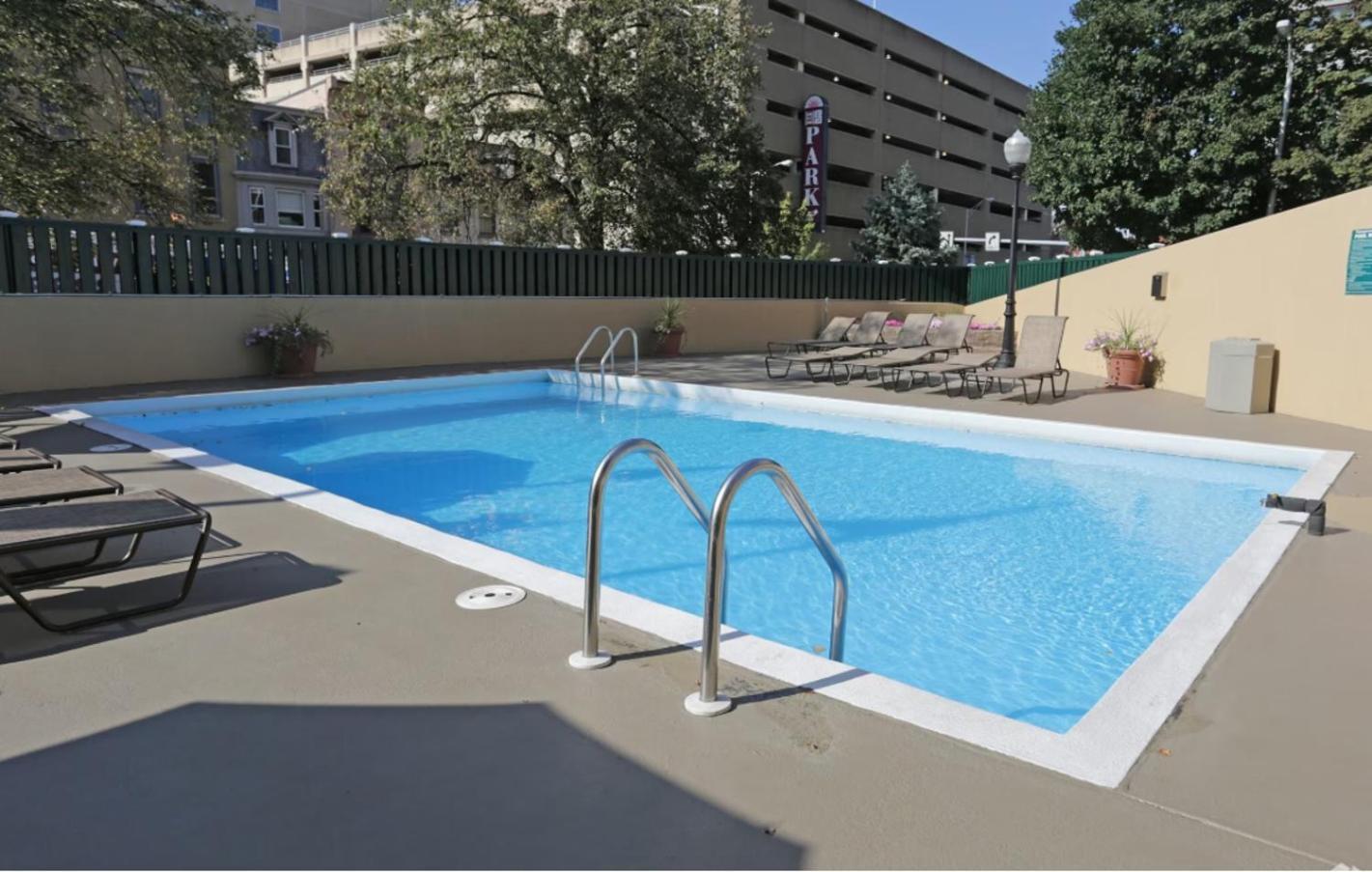 Pp 1606 Beautiful Professional 1br Apt, Pool Apartment Harrisburg